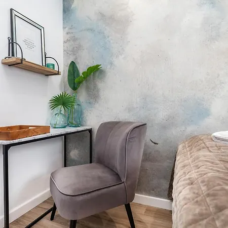 Nowoczesny Z 2 Sypialniami Z Widokiem Na By Renters *