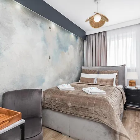 Nowoczesny Z 2 Sypialniami Z Widokiem Na By Renters アパート *